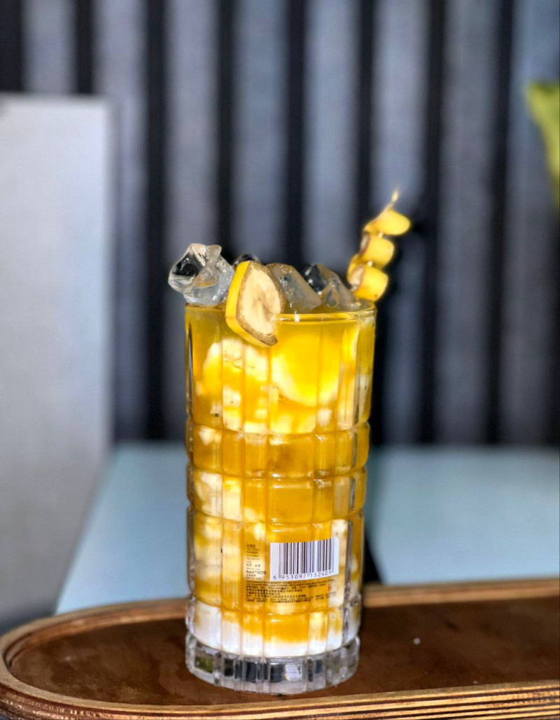 شیک انبه و موز، لاویه لانژ، بام بوکان، تهران، lavie lounge and bar
